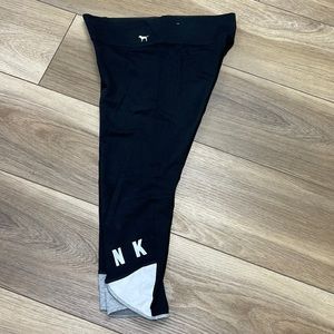 PINK Victoria’s Secret leggings